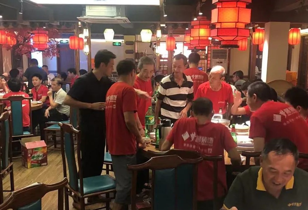 廣東夢(mèng)居裝飾端午家宴，祝愿大家健康幸福，萬(wàn)事如意，平安吉祥！